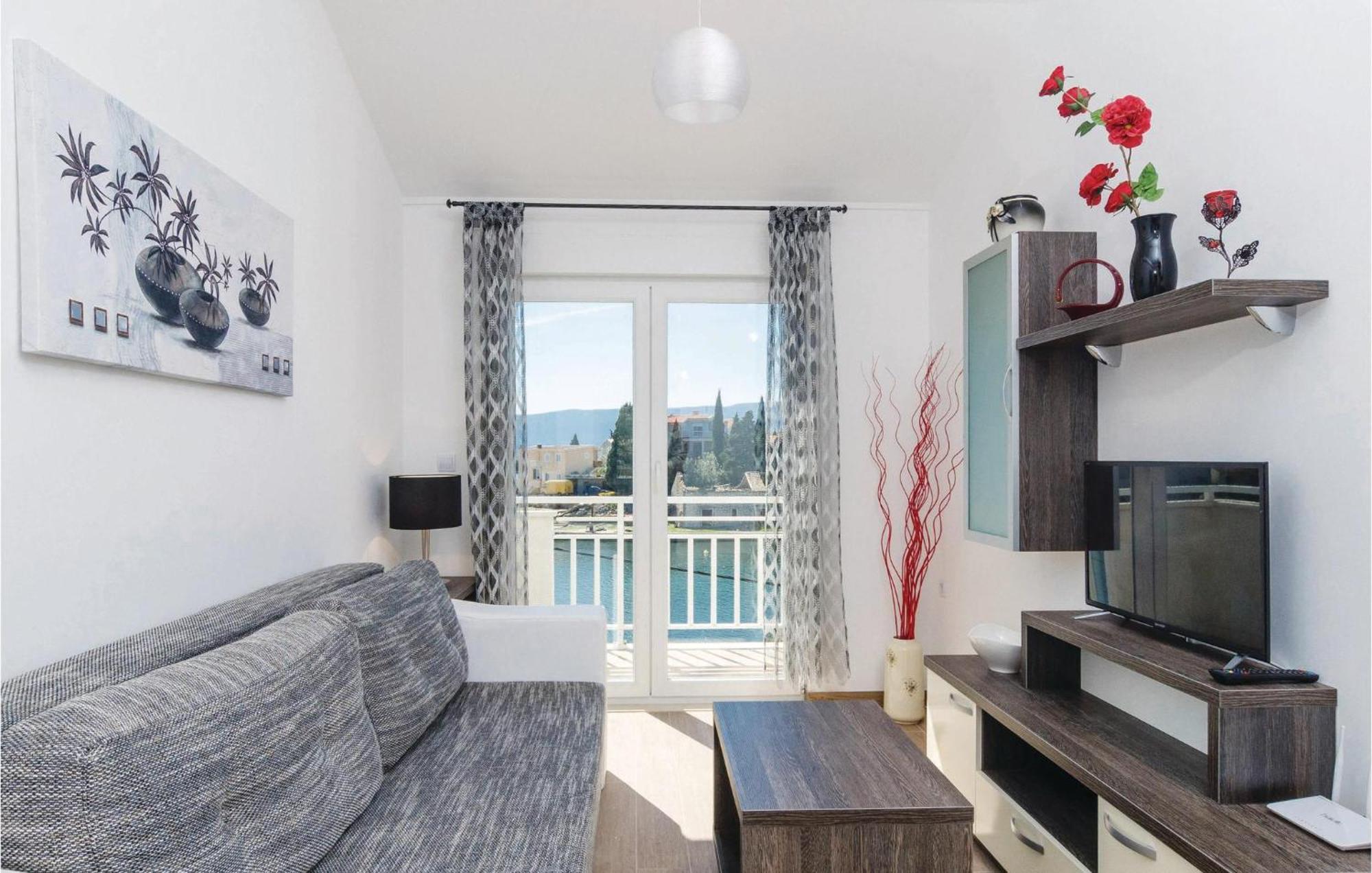 Nice Apartment In Blace With Wifi Exterior foto
