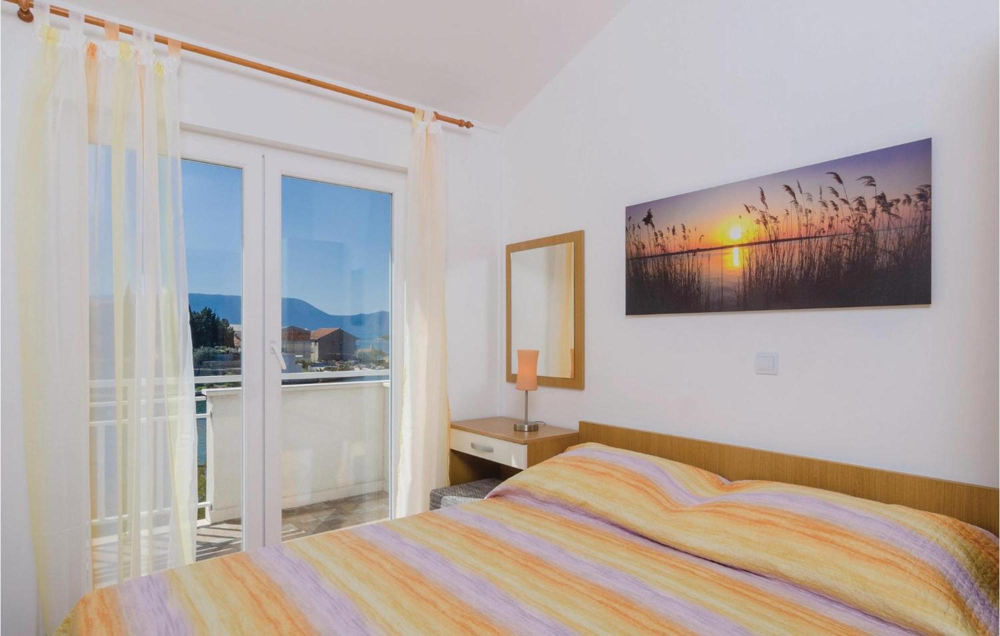 Nice Apartment In Blace With Wifi Exterior foto